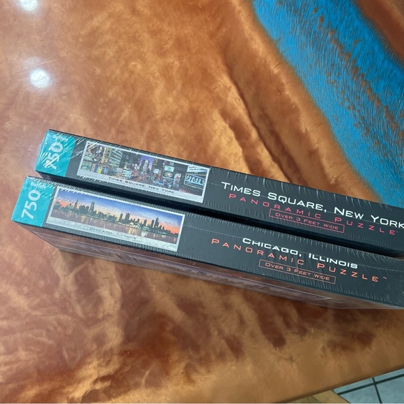 NWT Buffalo Games Panoramic Puzzles NY Times Square and Chicago Skyline - Picture 7 of 13